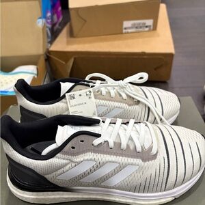 adidas Brand new Women’s White and Black Solar Drive Tennis Shoes